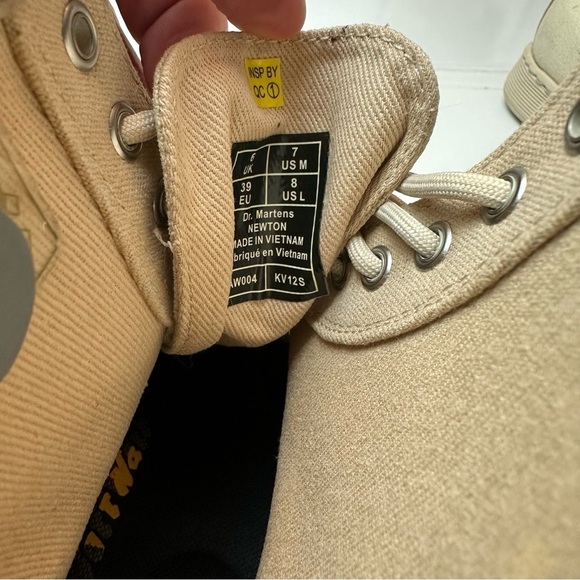 Y2K Dr. Martens Newton Combat Boots | Leather · Grunge / Utility Core - Picture 8 of 9